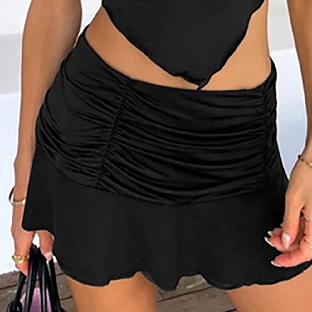 BLACK ROUCHED/RUFFLED SKIRT - I.AM.GIA Dupe!